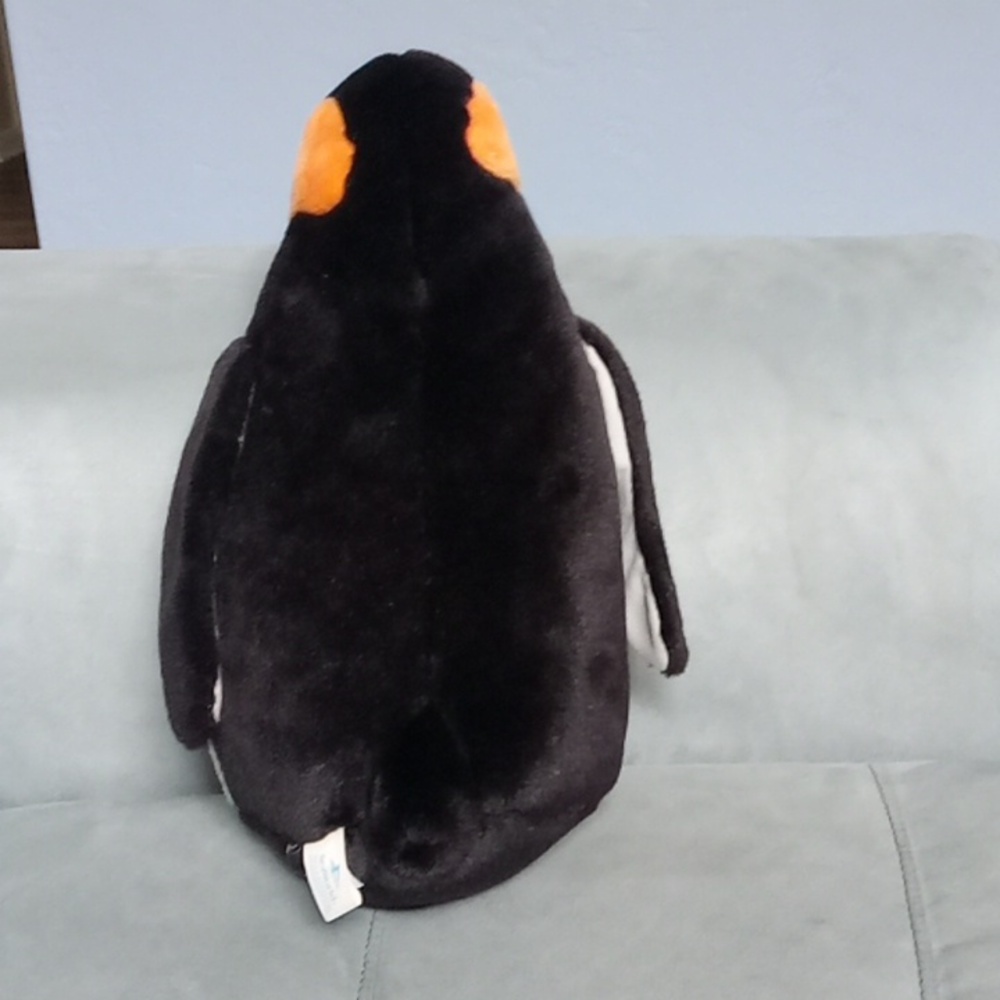 SeaWorld Plush Penguin Toy - Picture 3 of 10